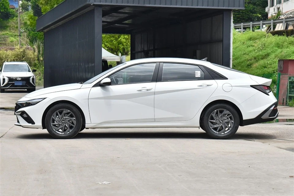 2023 Hyundai Elantra 1.5T